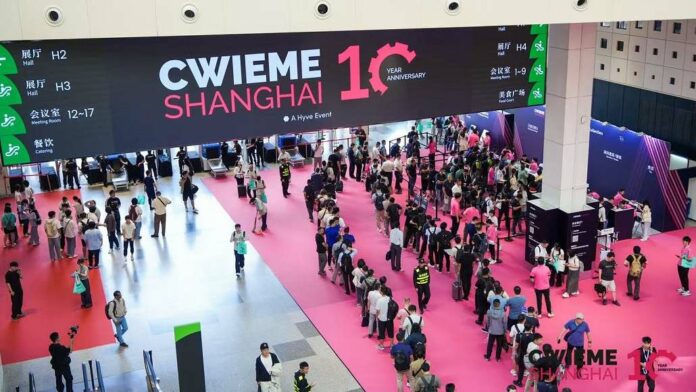 DECADE OF DREAMS GLORY