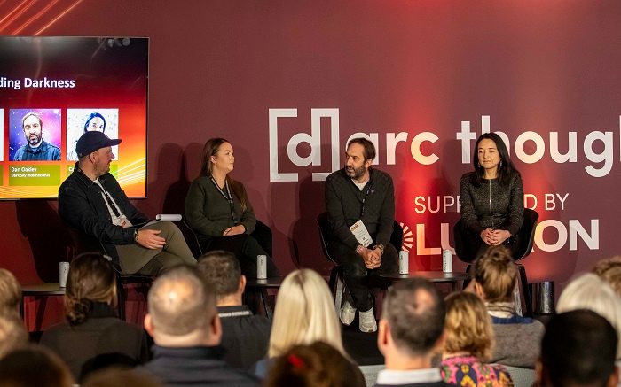 LiGHT 25 1 Credit Streeem