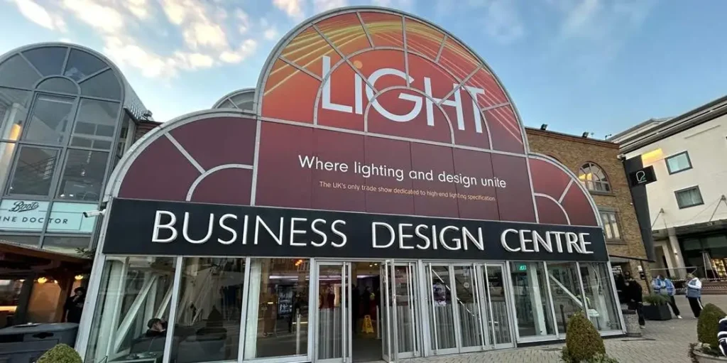 LiGHT26