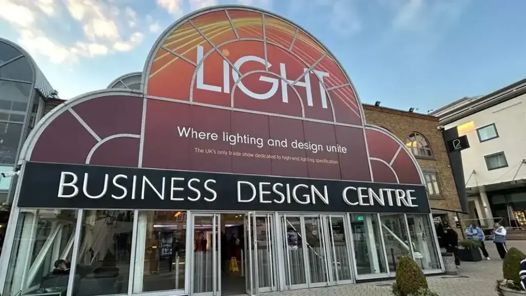 LiGHT 26