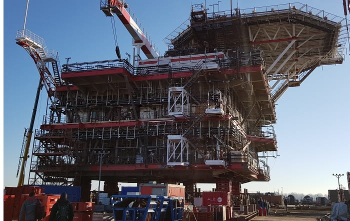 Offshore expertise enables jack-up and load-out of platform for oil field expansion, Russia